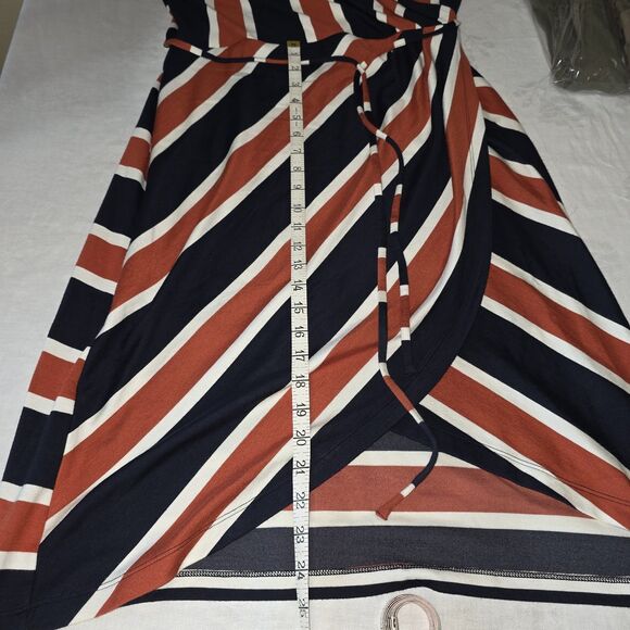 41 Hawthorn Knit Orange,White, Navy, Faux Wrap Dress (stich fix) Size L ($109) - Picture 4 of 7